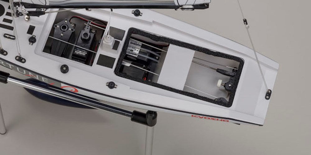 Kyosho 40042SC-B 1:40 Fortune 612 III Racing Yacht - Readyset w/KT-431S 2.4GHz
