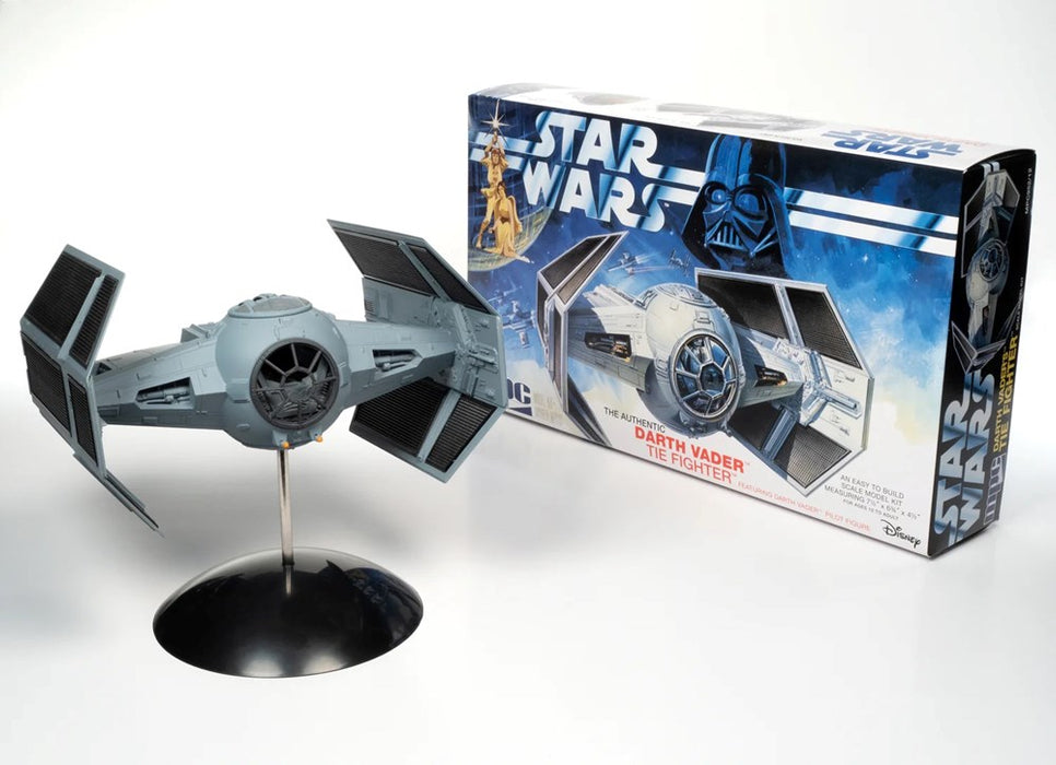 MPC 952 1:32 Star Wars: A New Hope - Darth Vaders Tie Fighter