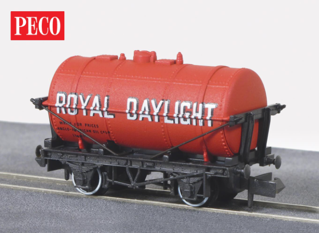 Peco NR-P163 N Petrol Tank Wagon 'Royal Daylight'