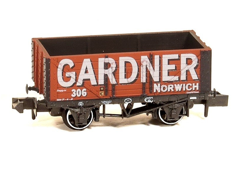 Peco NR-P427 N 7 Plank Wagon - C. E. Gardner Coal Merchant