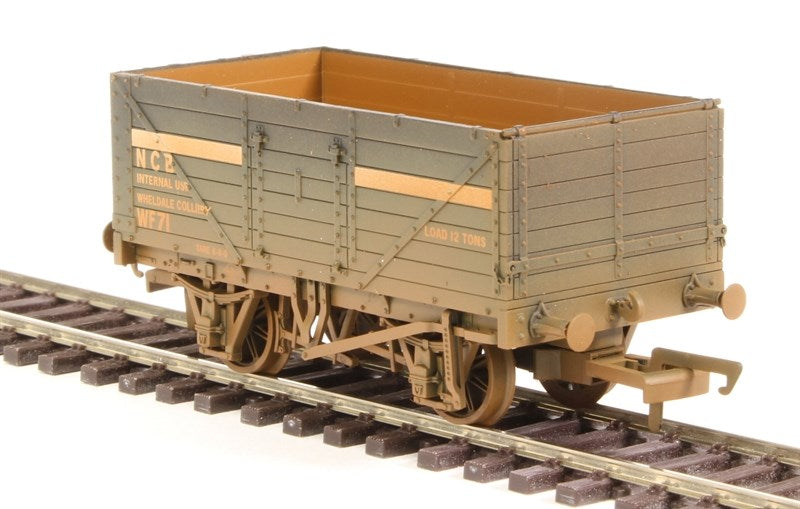 XX Oxford Rail OR76MW7030W 7 Plank Mineral Wagon - NCB Internal User - Weathered