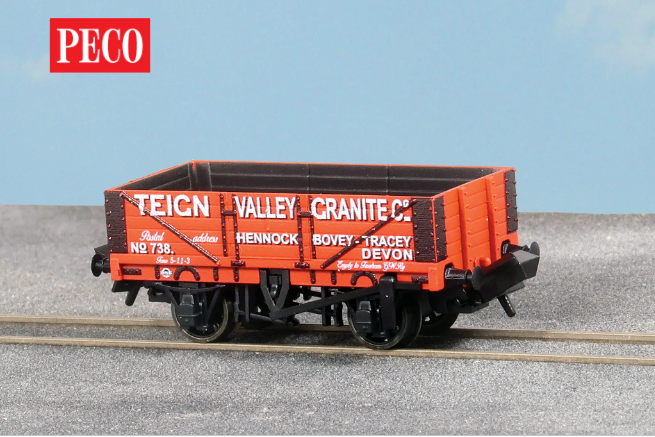 PECO NR-5005P N 5-Plank Teign Valley Wagon, Bovey Tracey