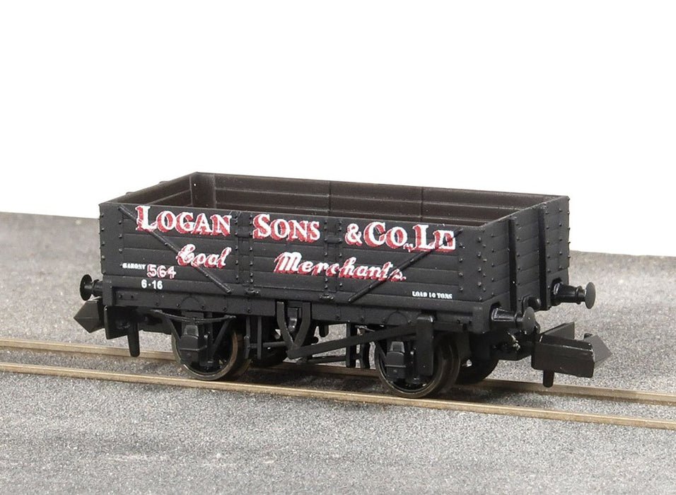 PECO NR-5006P N 9ft 5 Plank Open Wagon, Logan & Sons