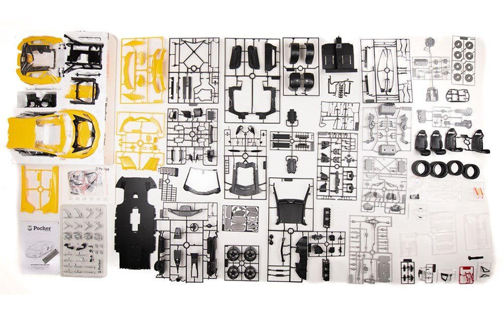 Pocher HK119 1:8 Lamborghini Aventador LP 700-4 Giallo Orion - Museum Quality Kitset