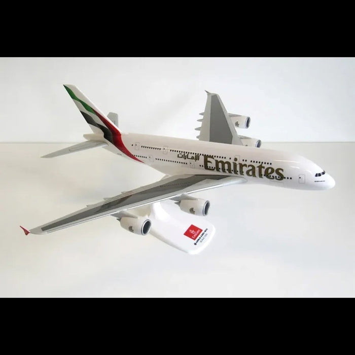 PPC Holland 471171 1:200 Emirates Airbus A380-800 A6-EOG (Snap-Fit - Requires some assembly)