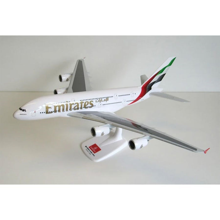 PPC Holland 471171 1:200 Emirates Airbus A380-800 A6-EOG (Snap-Fit - Requires some assembly)