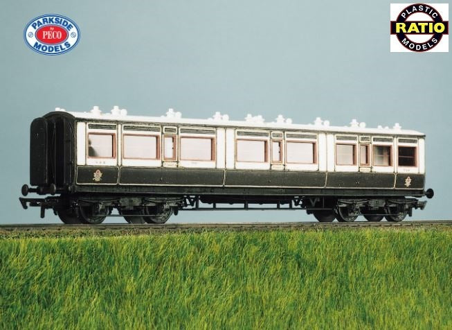 Ratio 732 OO LMS (ex LNWR) Composite 50ft. Arc Roof Corridor Coach kit