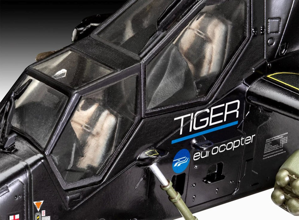 Revell 05654 1:72 James Bond Tiger Helicopter (GoldenEye) Gift Set