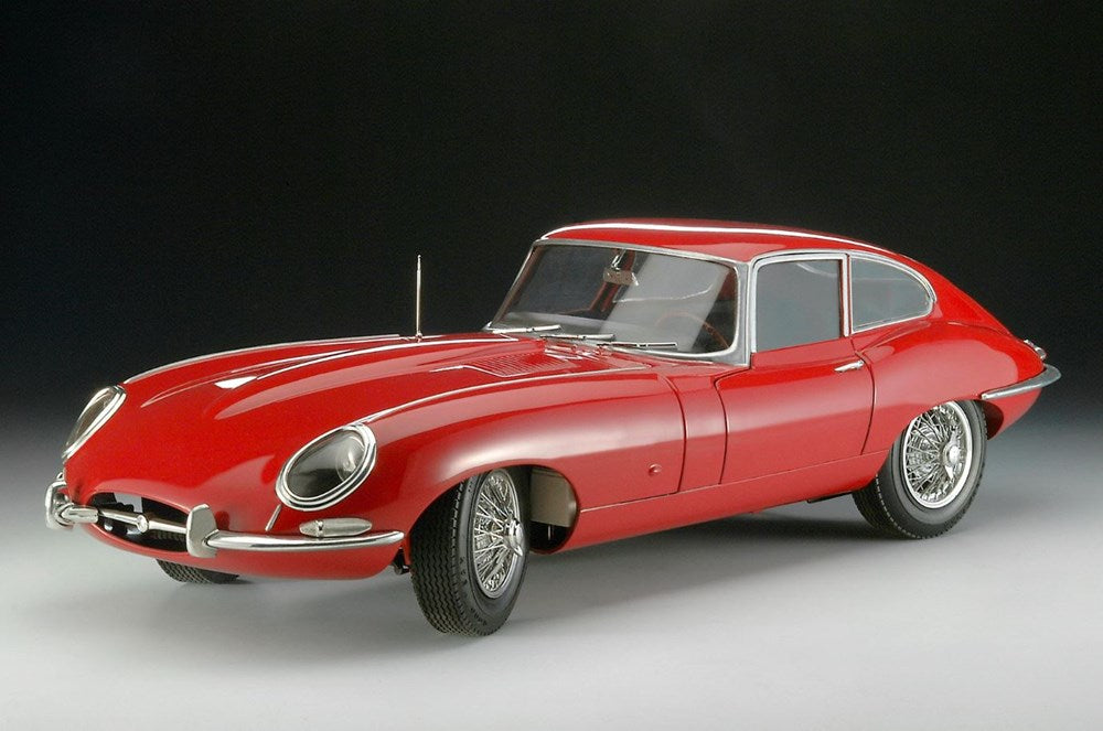 Revell 07717 1:8 Jaguar E-Type