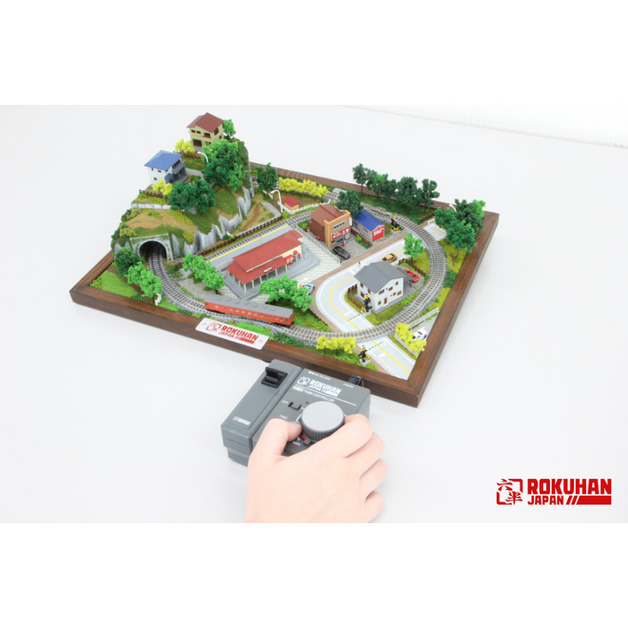 Rokuhan S071-2 Wall-Mounted Layout Set