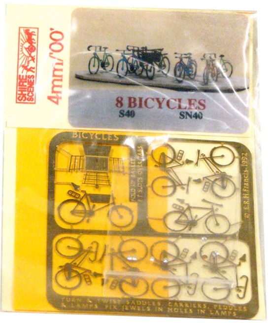 Shire Scenes S40 4mm Bicycles (Pack of 8)