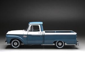 Sun Star 1303 1:18 1965 Ford F-100 Custom Cab Pickup