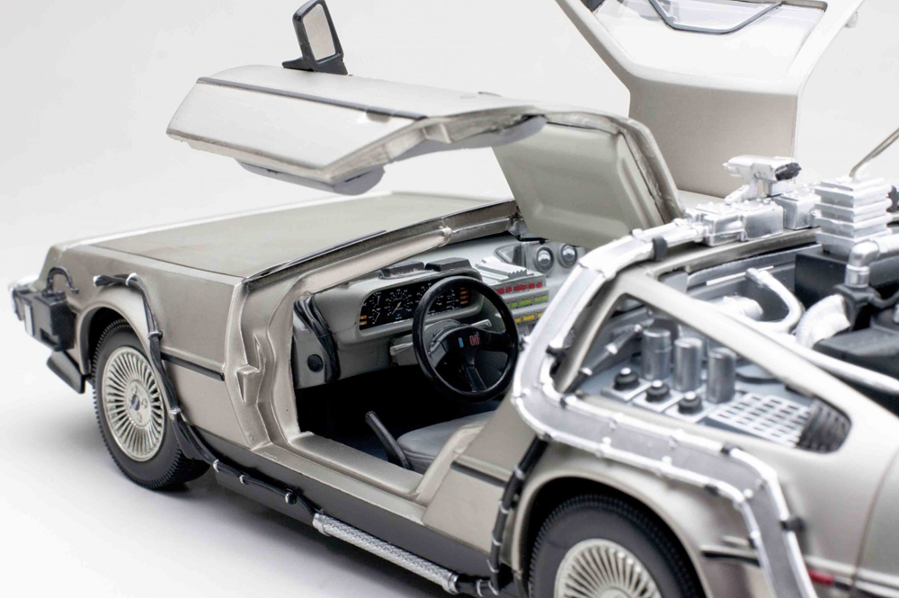Sun Star 2711 1:18 De Lorean LK Back to the Future Part 1