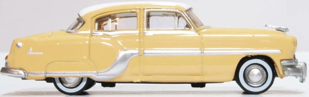 Oxford 87PC54002 1:87 1954 Pontiac Chieftain 4 door