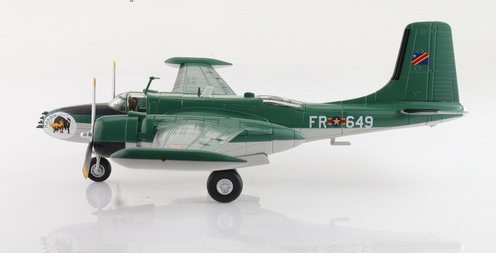 Hobby Master HA3228 1:72 Douglas B26K Counter Invader 64-17649