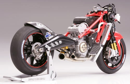 Tamiya 14101 1:12 Ducati Desmosedici