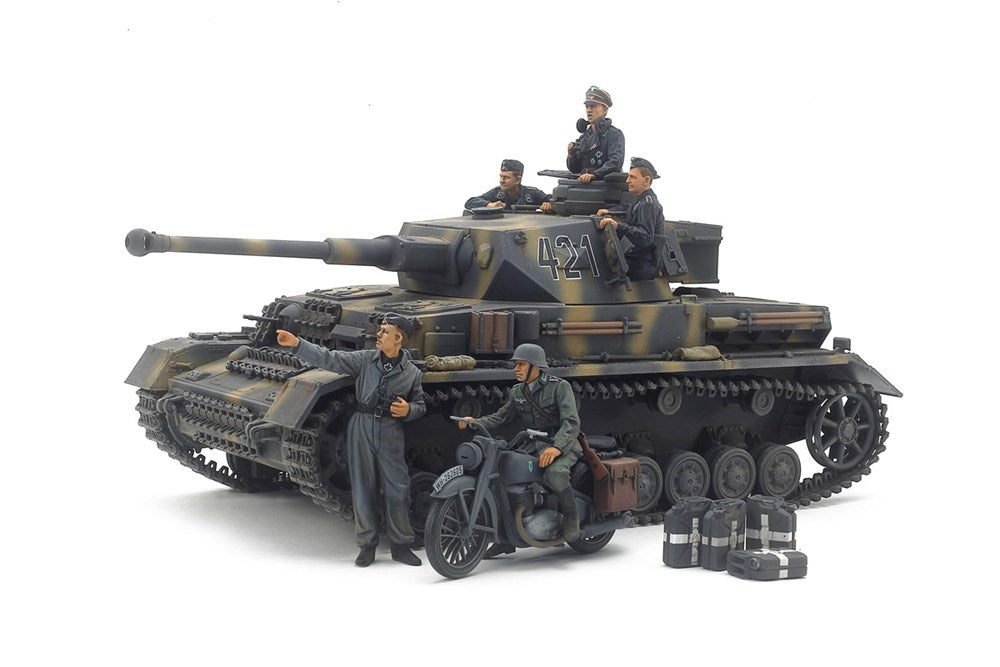 Tamiya 25209 1:35 Panzerkampfwagen IV Ausf.G Early Production & Motorcycle Eastern Front