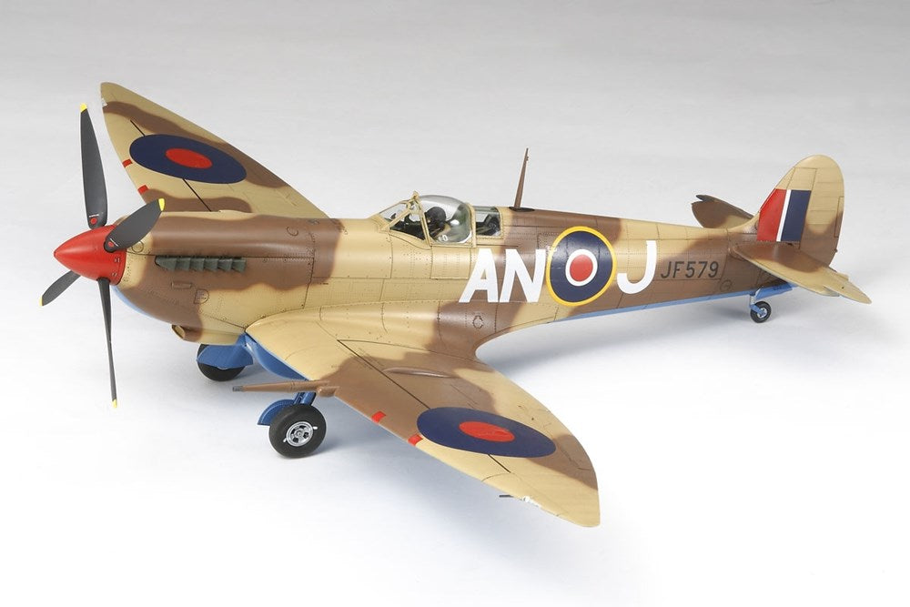 Tamiya 60320 1:32 Supermarine Spitfire Mk.VIII