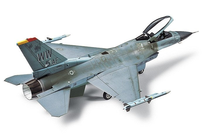 Tamiya 60786 1:72 Lockheed Martin® F-16®CJ [BLOCK50] Fighting Falcon®