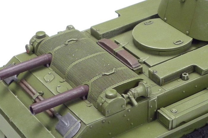 Tamiya 35327 1:35 BT-7 Model 1937