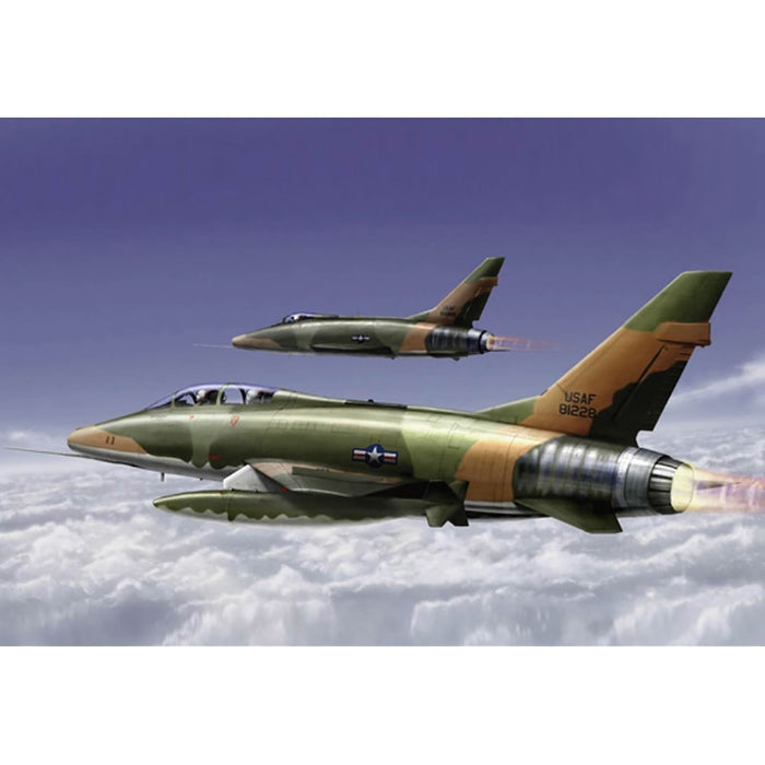 Trumpeter 01650 1:72 F-100F Super Sabre