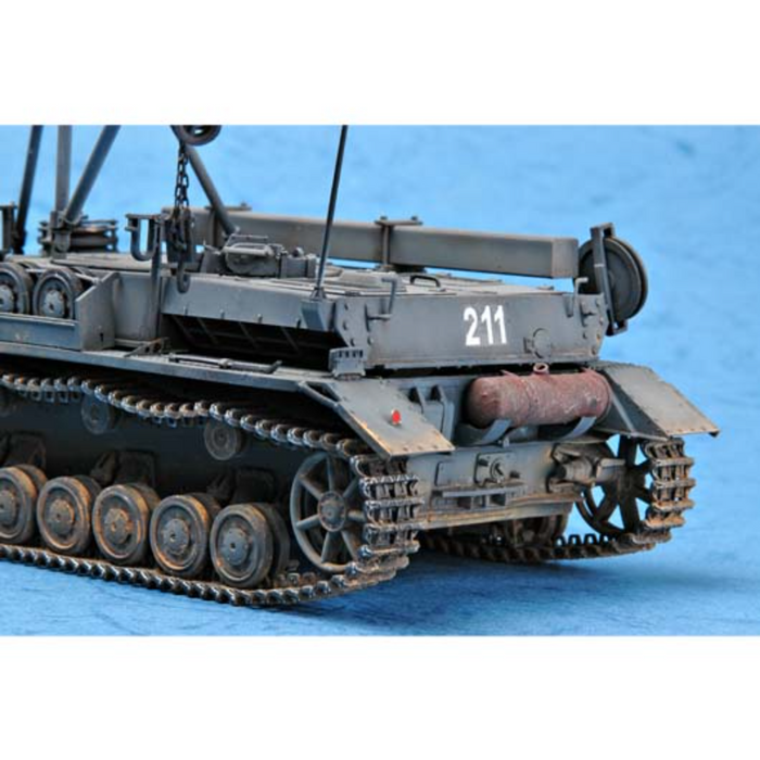 Trumpeter 00389 1:35 German Bergepanzer IV Recovery Vehicle