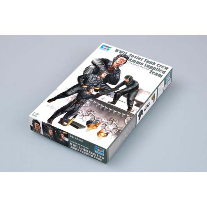 Trumpeter 00411 1:35 WWIISoviet Ammo Supplied Team