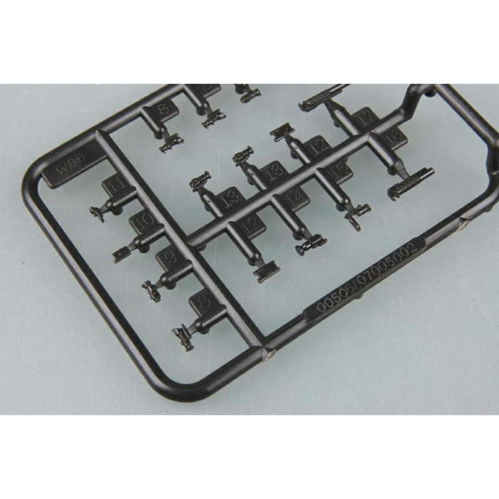 Trumpeter 00512 1:35 AR-15/M16/M4 FAMILY-SR25]