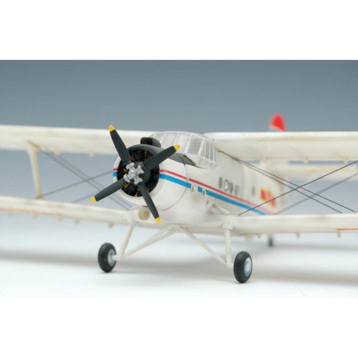 Trumpeter 01602 1:72 Aircraft-Antonov An-2 Colt / CHN Y-5