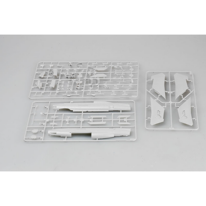 Trumpeter 01654 1:72 English Electric (BAC) Lightning F.2A/F.6