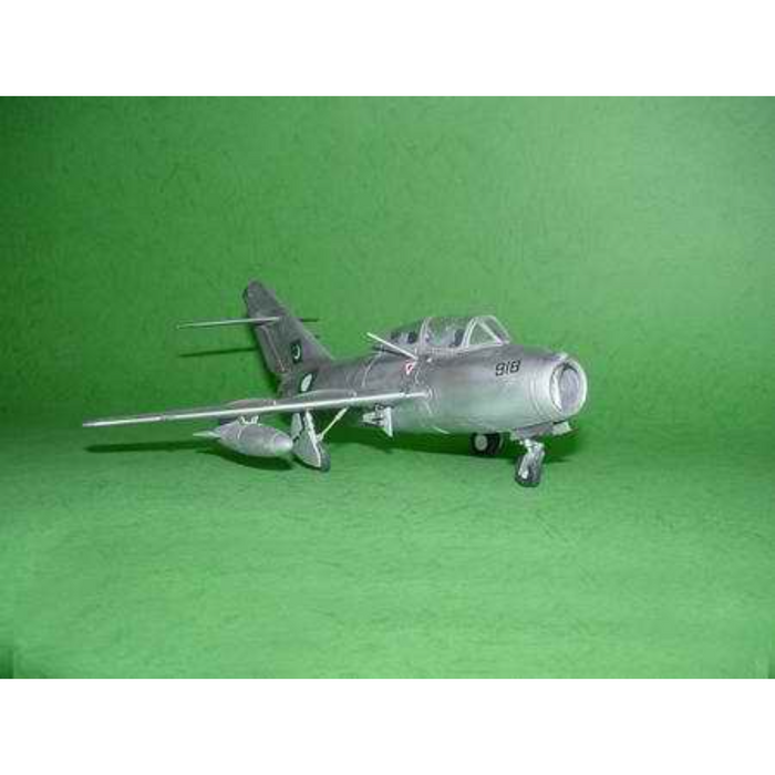 Trumpeter 02805 1:48 Aircraft-MIG-15 UTI Midget