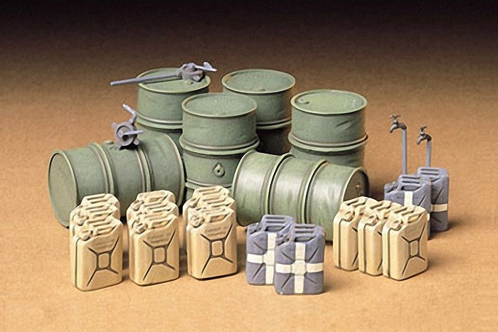 Tamiya 35186 1:35 German Fuel Drum Set