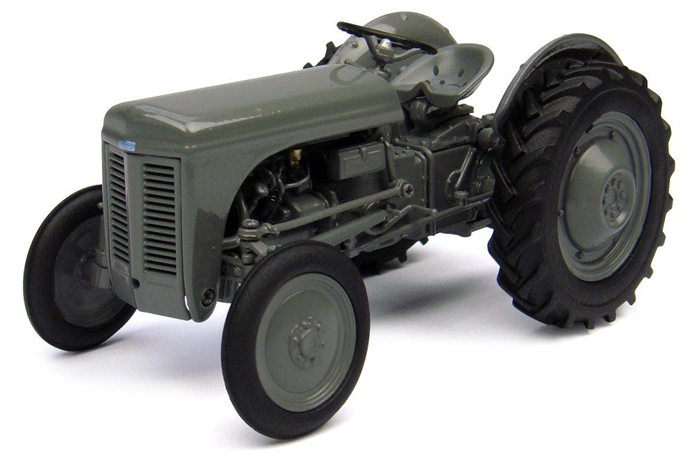 Universal Hobbies UH-4189 1:32 Ferguson TEA 20