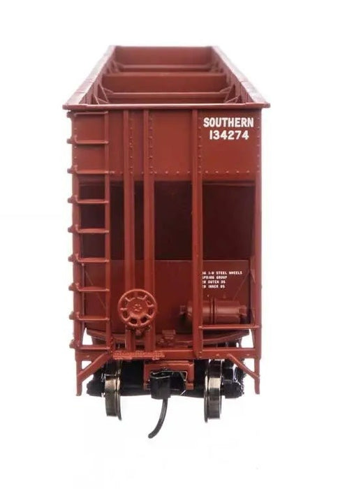 Walthers Mainline 910-56338 HO Greenville 7,000 Cubic Foot Wood Chip Hopper - Southern #134274 (brown)