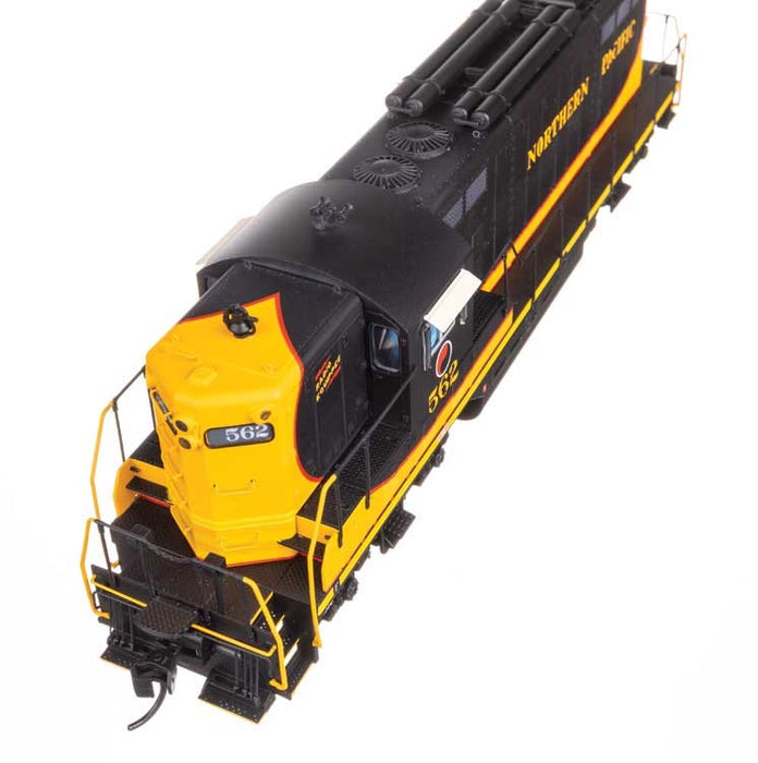 Walthers Proto 920-42424 HO EMD GP7 - LokSound 5 Sound and DCC -- Northern Pacific #562