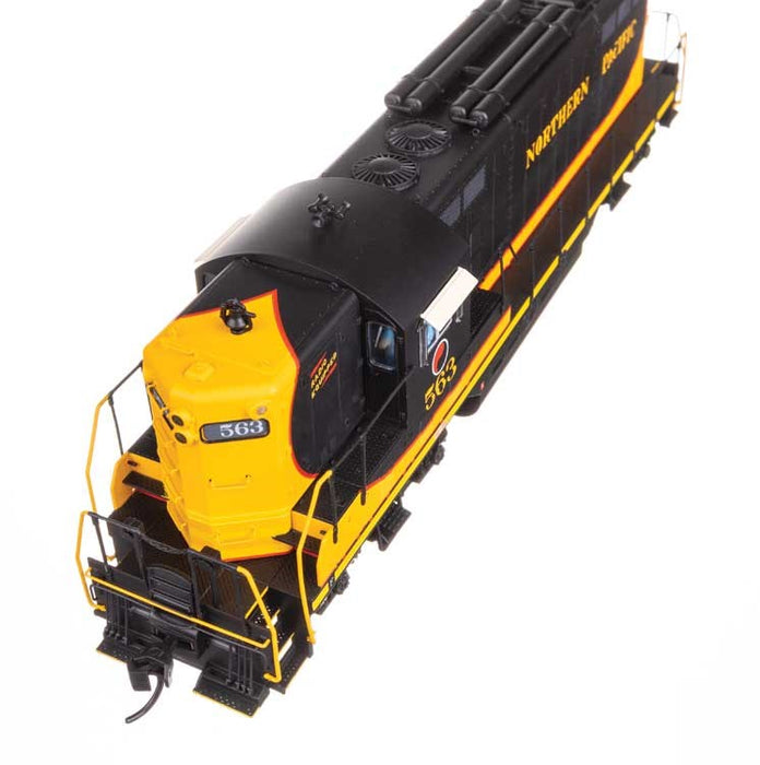 Walthers Proto 920-49424 HO EMD GP7 - Standard DC -- Northern Pacific #563