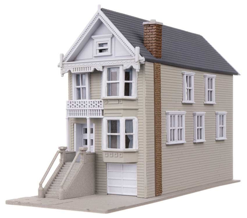 Walthers Trainline 931-1050 N Kavanaugh House Victorian House -- Kit - 4.29 x 10.64 x 6.83cm