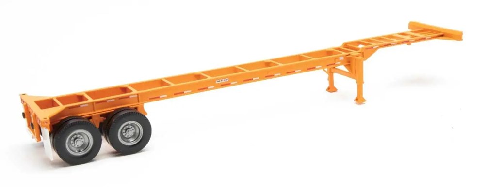 Walthers SceneMaster 949-4552 HO 40' Container Chassis (2-pack) - Orange