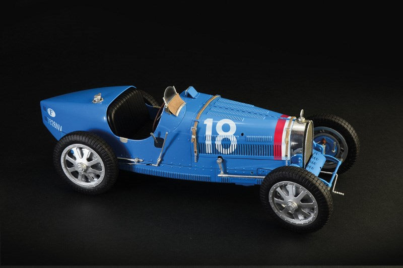 Italeri 4710 1:12 Bugatti Type 35B