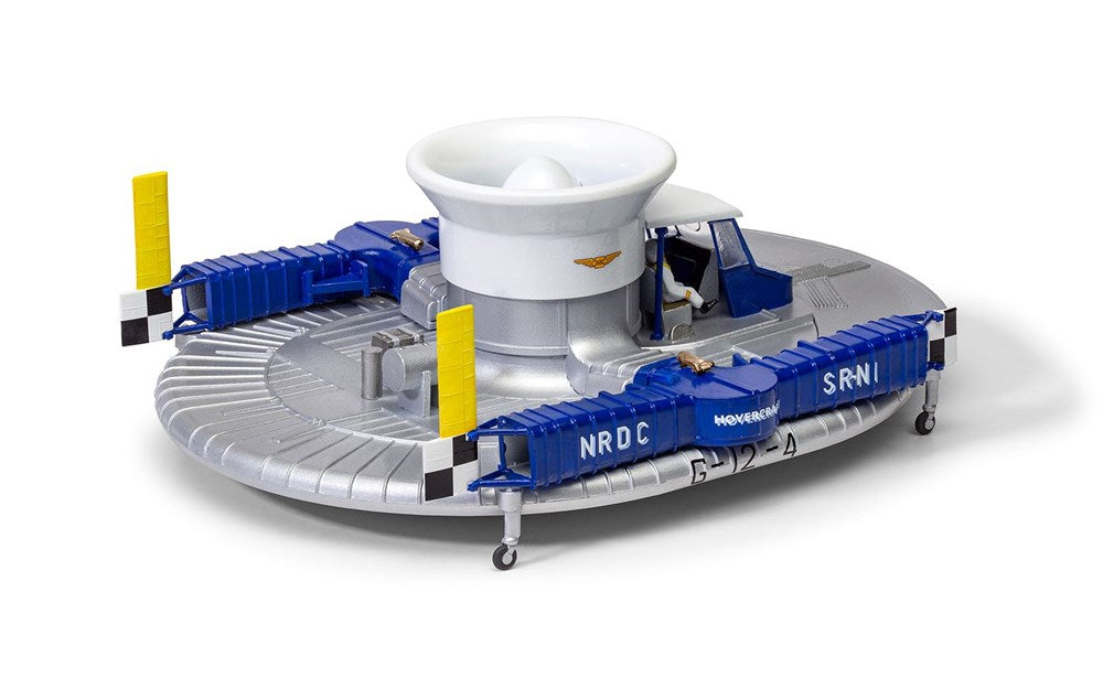 Airfix A02007V 1:72 SR-N1 Hovercraft - Vintage Classics