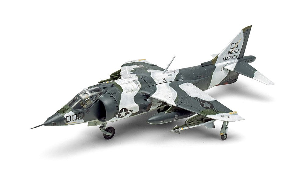 Airfix A04057A 1:72 Hawker Siddeley Harrier GR.1/AV-8A