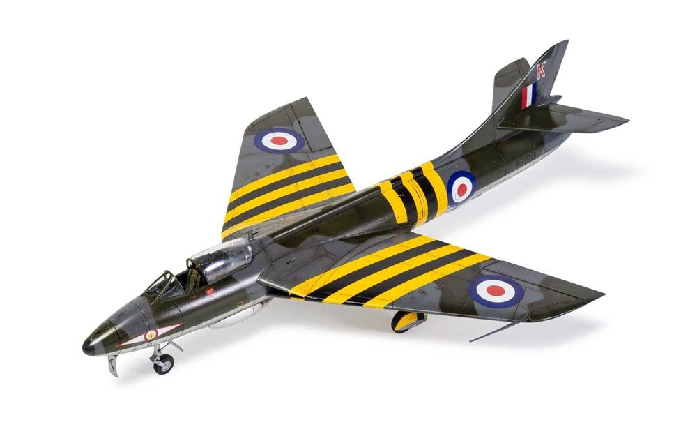 Airfix A09189 1:48 Hawker Hunter F.4/F.5/J.34