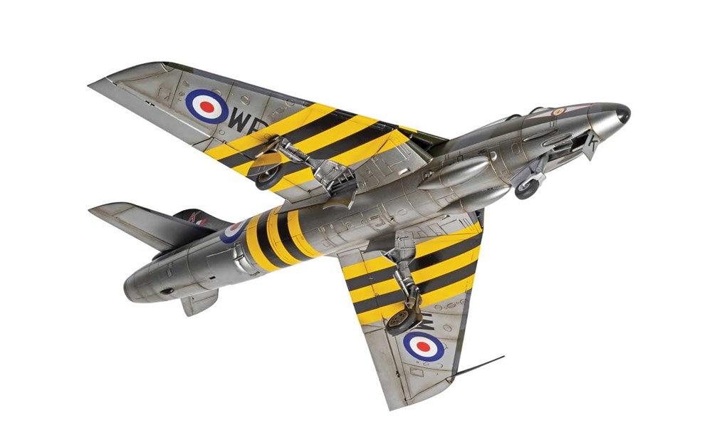 Airfix A09189 1:48 Hawker Hunter F.4/F.5/J.34