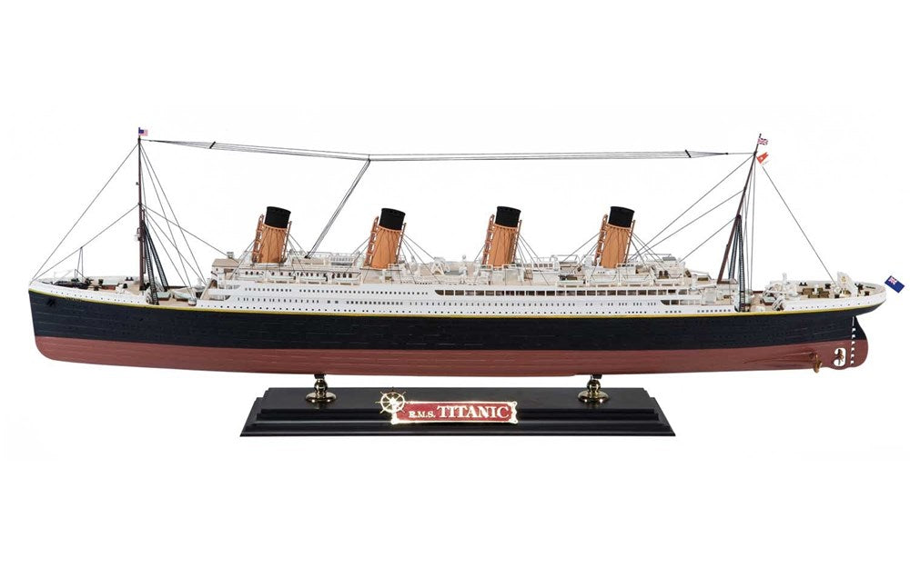 Airfix A50146A 1:400 RMS Titanic - Large Gift Set - Potentially Faulty Paints/Glue (No guarantee on paint - Sold AS-IS)