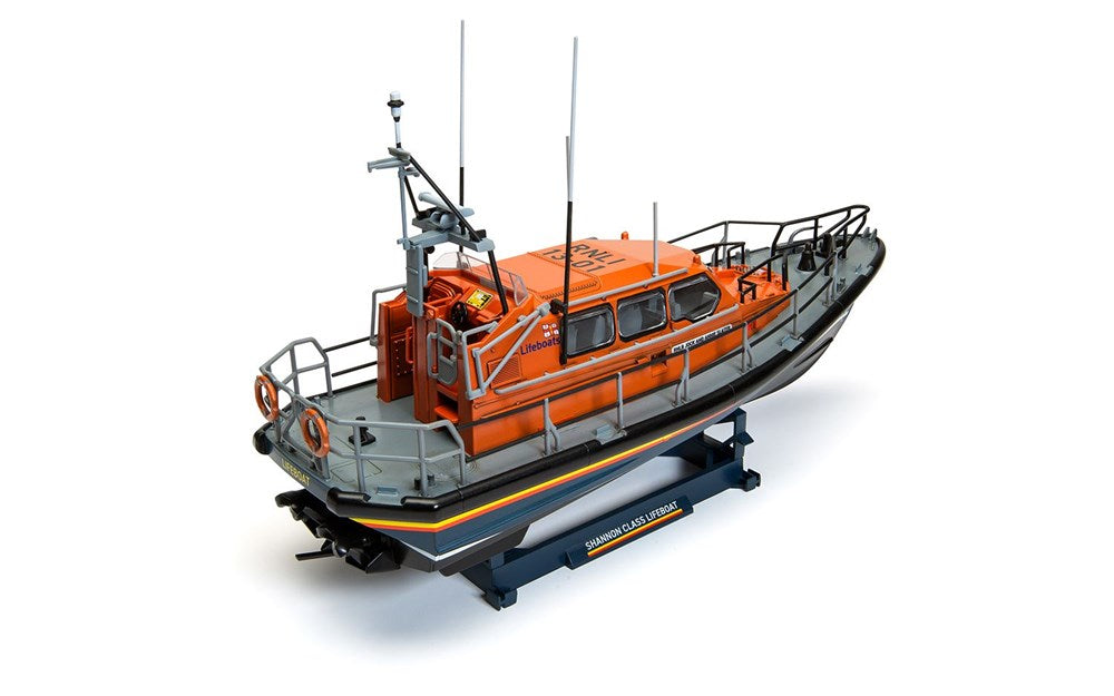 Airfix A55015 Starter Set - 1:72 RNLI Shannon