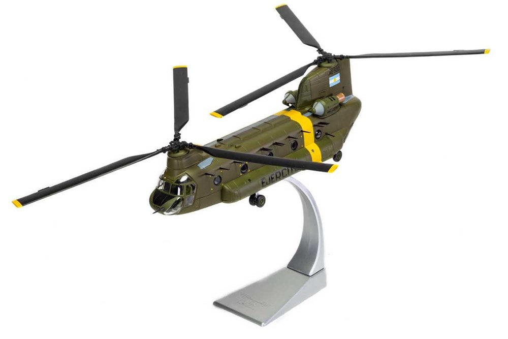 Corgi AA34217 1:72 Boeing CH-47C Chinook AE-520, Falklands War 1982