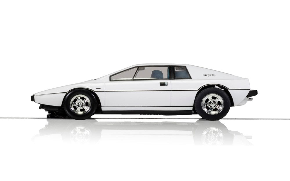 Scalextric C4229 James Bond Lotus Esprit S1 - The Spy Who Loved Me