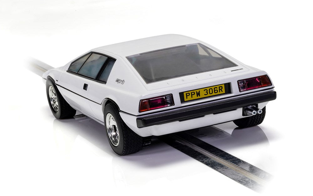 Scalextric C4229 James Bond Lotus Esprit S1 - The Spy Who Loved Me