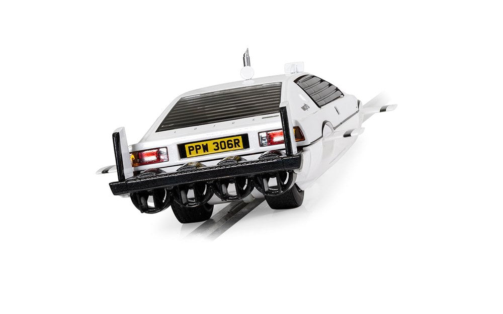 Scalextric C4359 James Bond Lotus Esprit S1 - 'The Spy Who Loved Me' 'Wet Nellie'