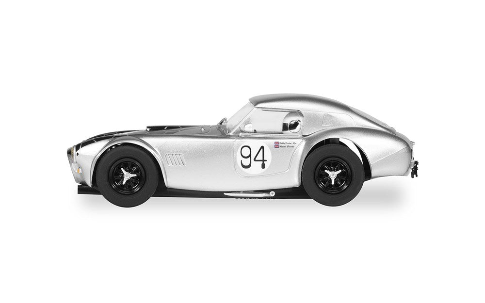 Scalextric C4417 Shelby Cobra 289 - CSX2201- Snake Eyes